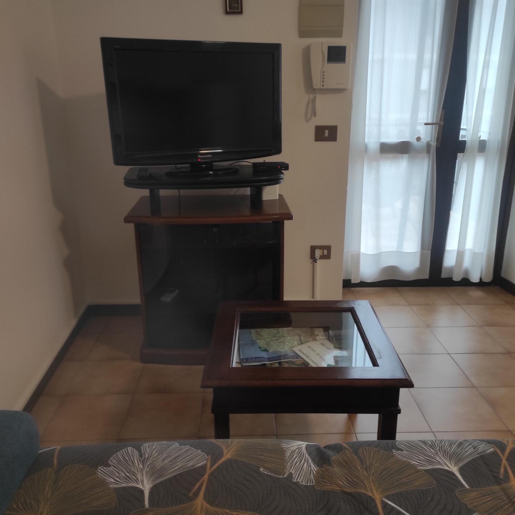 Da Giovanni E Margherita Mandello del Lario Kültér fotó